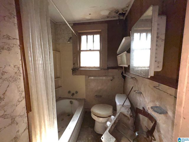 1522 DENNISON AVENUE, Birmingham, AL 35211
