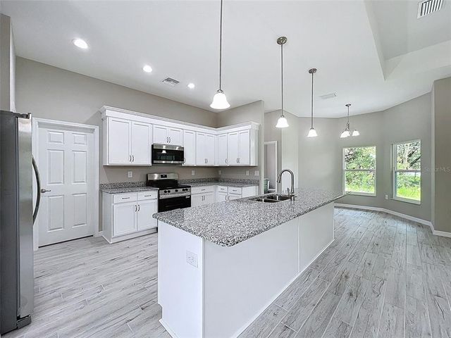 8102 N VOYAGER DRIVE, Citrus Springs, FL 34433
