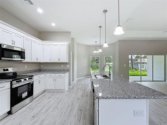 8102 N VOYAGER DRIVE, Citrus Springs, FL 34433