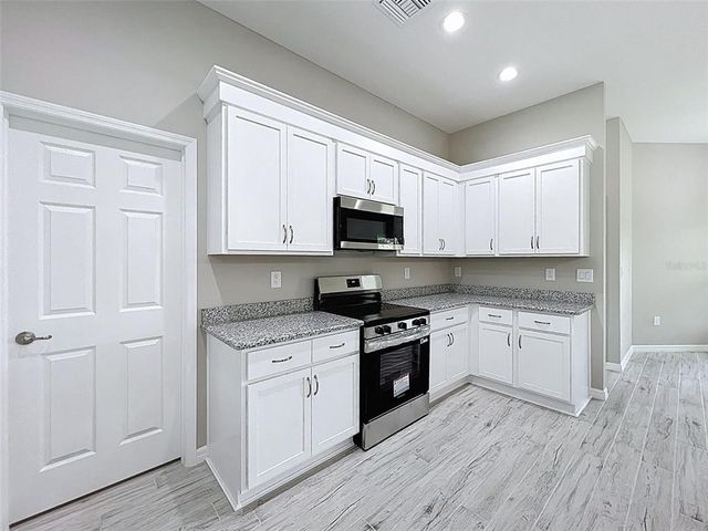 8102 N VOYAGER DRIVE, Citrus Springs, FL 34433