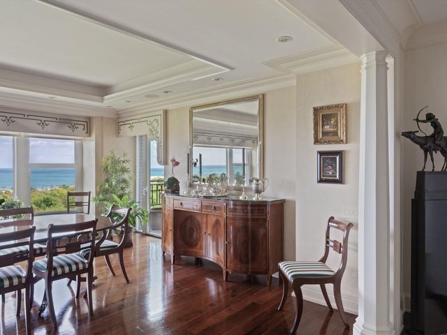 2120 N Lincoln Park West 15, Chicago, IL 60614