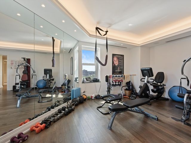 2120 N Lincoln Park West 15, Chicago, IL 60614