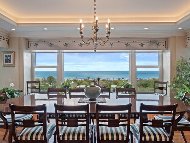 2120 N Lincoln Park West 15, Chicago, IL 60614