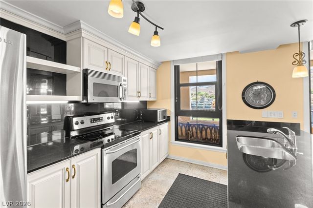 29 Montelago Boulevard 231, Henderson, NV 89011