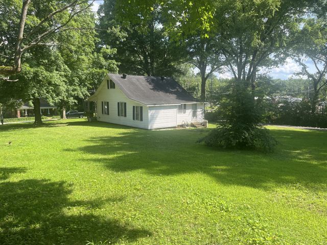 903 Highway 99, Waynesboro, TN 38485