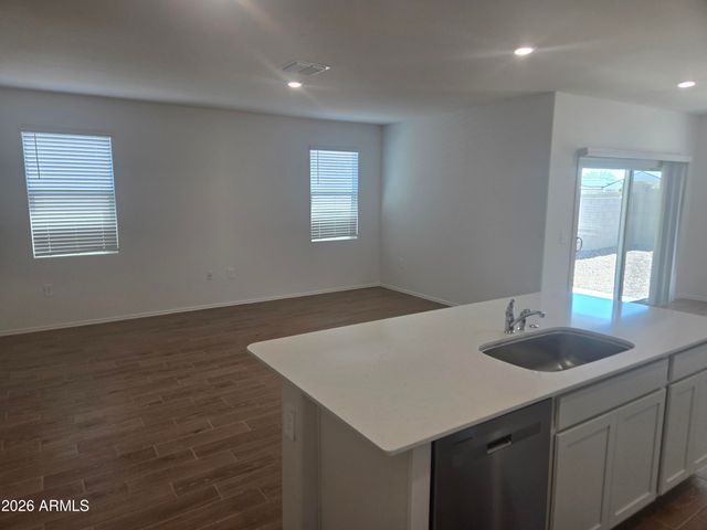 18357 W BUCKSKIN Trail, Wittmann, AZ 85361