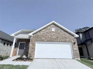 10260 Badger Run Ln, Magnolia, TX 77354