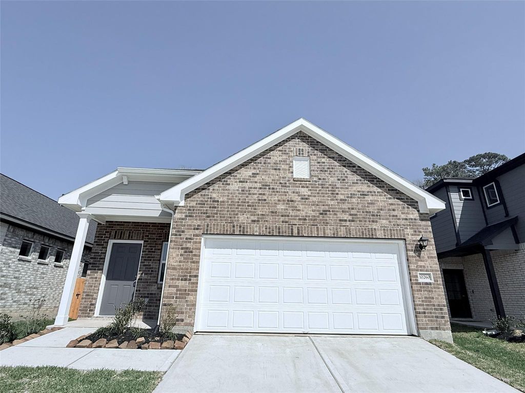 10260 Badger Run Ln, Magnolia, TX 77354