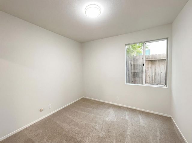 108 Austin Dr, Folsom, CA 95630