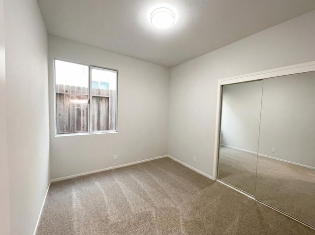 108 Austin Dr, Folsom, CA 95630