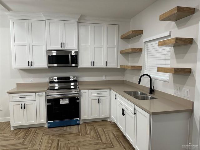 316 Bahia Street, Mission, TX 78572