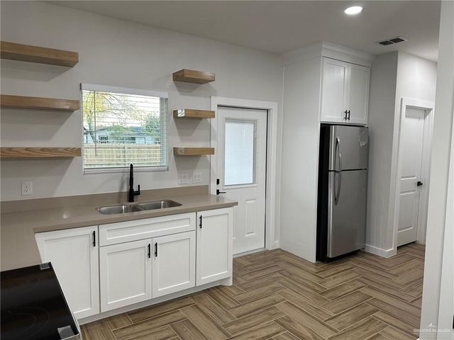 316 Bahia Street, Mission, TX 78572