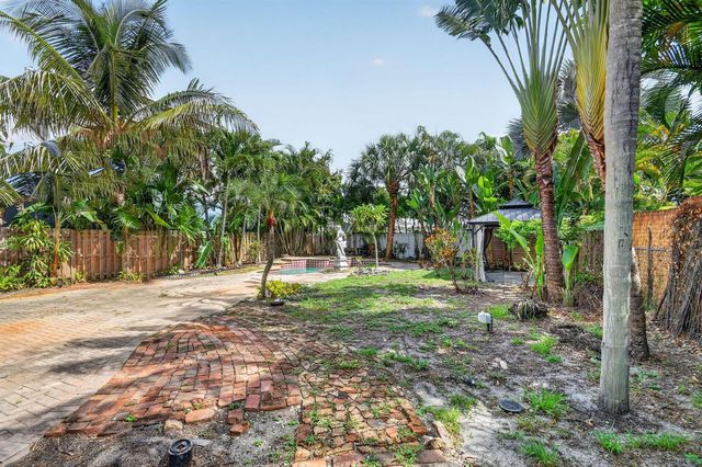 109 George Bush Boulevard, Delray Beach, FL 33444