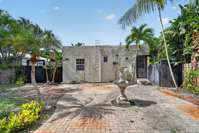 109 George Bush Boulevard, Delray Beach, FL 33444