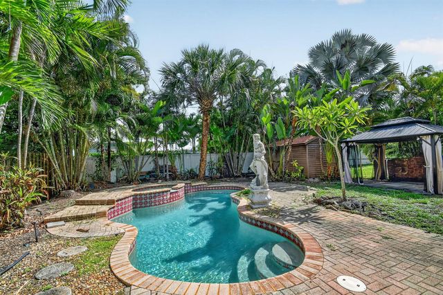 109 George Bush Boulevard, Delray Beach, FL 33444