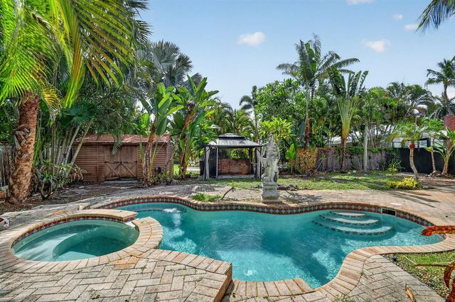 109 George Bush Boulevard, Delray Beach, FL 33444