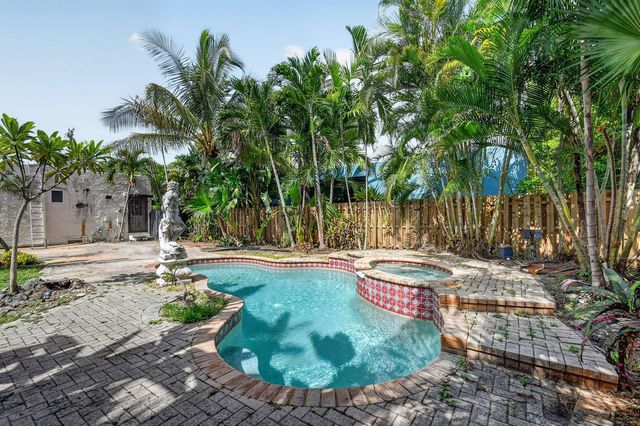 109 George Bush Boulevard, Delray Beach, FL 33444