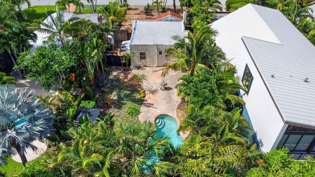 109 George Bush Boulevard, Delray Beach, FL 33444