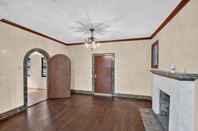 109 George Bush Boulevard, Delray Beach, FL 33444