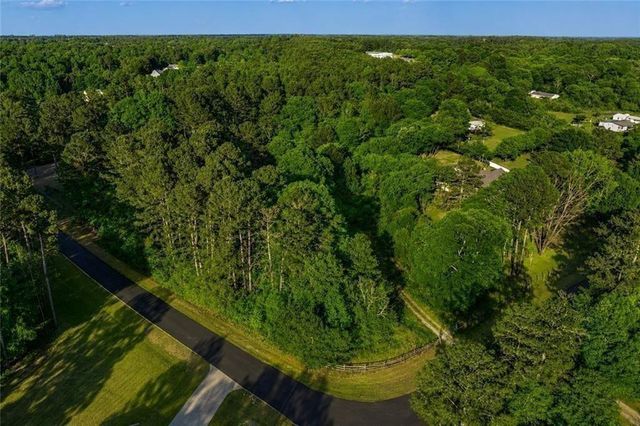 924 Beaver Hill Drive, Bethlehem, GA 30620