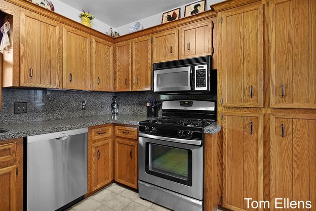 2945 Rolling Hills Court, Hudsonville, MI 49426