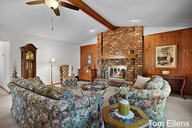 2945 Rolling Hills Court, Hudsonville, MI 49426