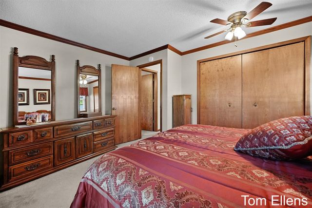 2945 Rolling Hills Court, Hudsonville, MI 49426