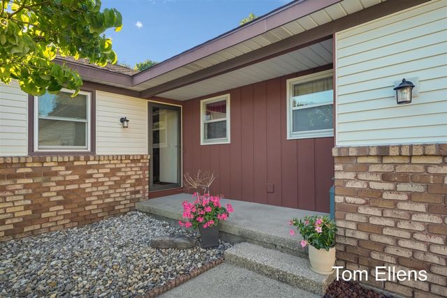 2945 Rolling Hills Court, Hudsonville, MI 49426