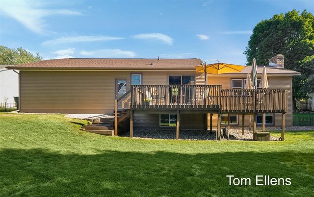 2945 Rolling Hills Court, Hudsonville, MI 49426