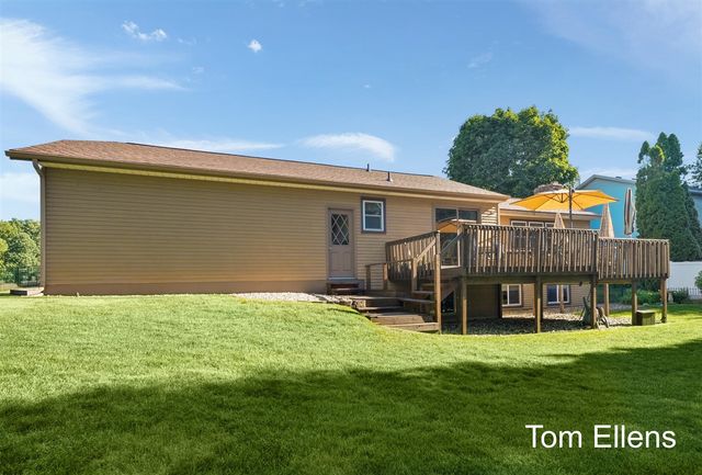 2945 Rolling Hills Court, Hudsonville, MI 49426