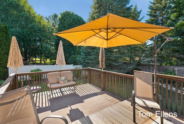 2945 Rolling Hills Court, Hudsonville, MI 49426