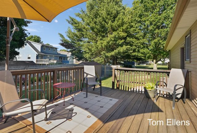 2945 Rolling Hills Court, Hudsonville, MI 49426