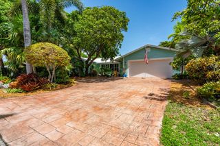 2823 NE 35TH Court, Lighthouse Point, FL 33064