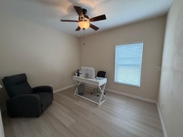 9886 LENOX STREET, Clermont, FL 34711