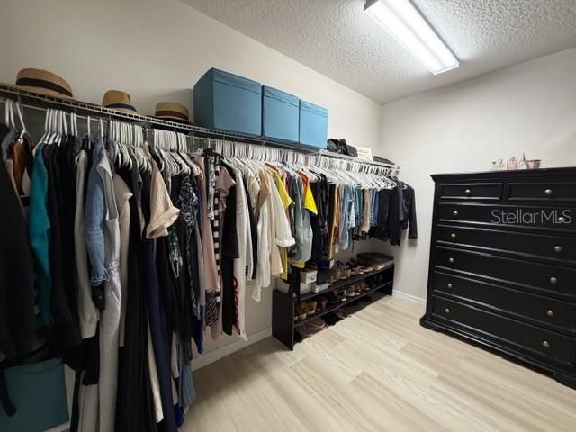 9886 LENOX STREET, Clermont, FL 34711