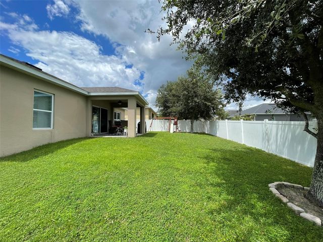 9886 LENOX STREET, Clermont, FL 34711