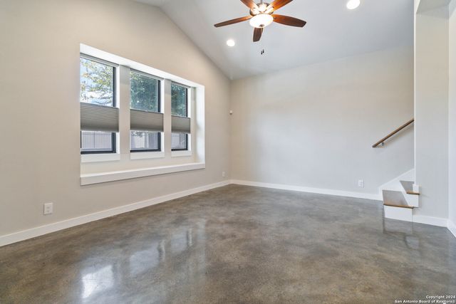 631 BURLESON, San Antonio, TX 78202