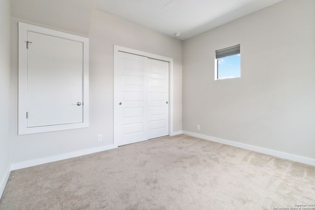 631 BURLESON, San Antonio, TX 78202