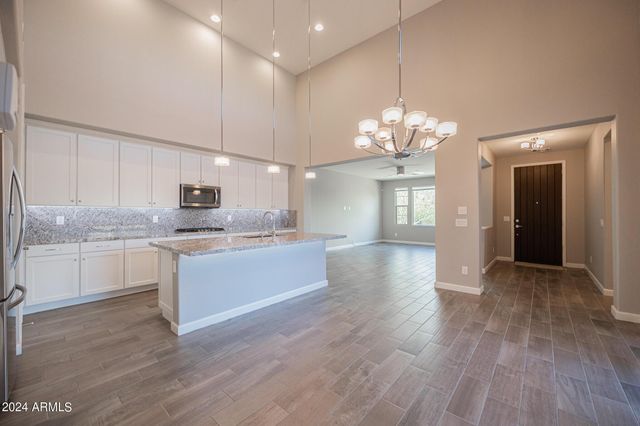 10046 E Bell Road, Scottsdale, AZ 85260