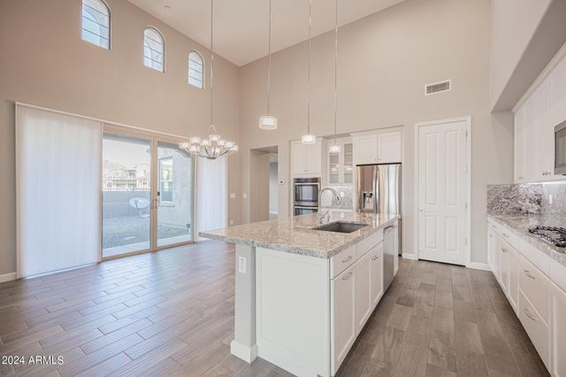 10046 E Bell Road, Scottsdale, AZ 85260