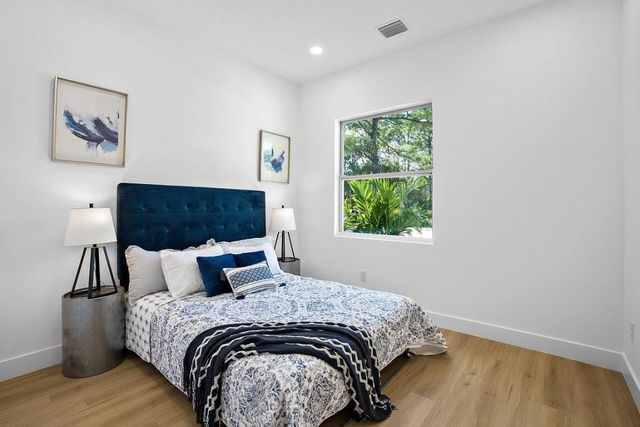 7876 96th Avenue, Vero Beach, FL 32967