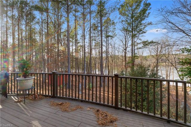 621 Crystal Bay Drive, Denton, NC 27239