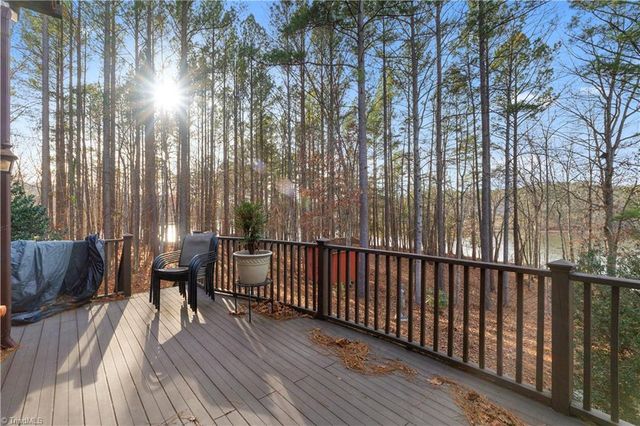 621 Crystal Bay Drive, Denton, NC 27239