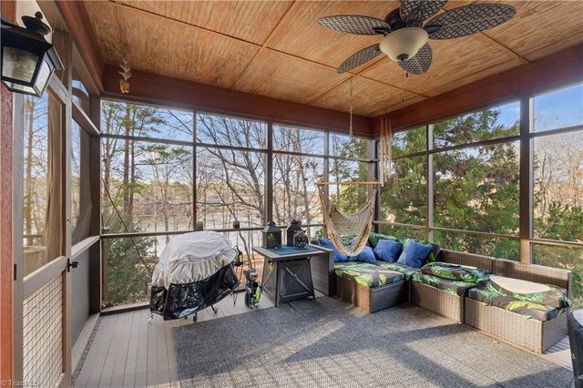 621 Crystal Bay Drive, Denton, NC 27239