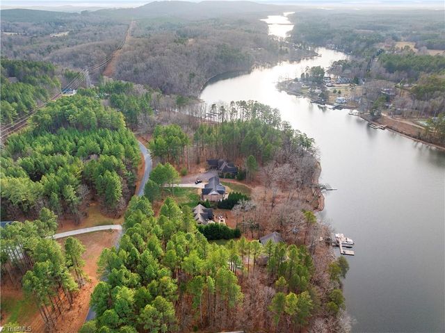 621 Crystal Bay Drive, Denton, NC 27239