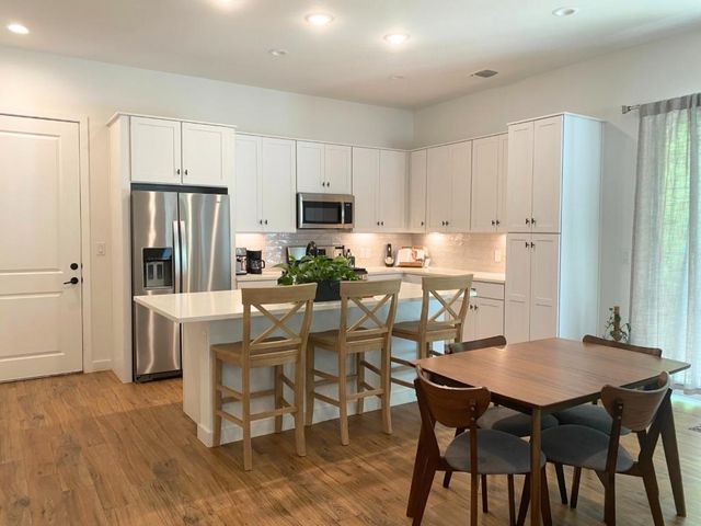 3809 Valley View RD 12, Austin, TX 78704