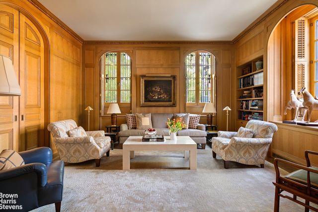 2 E 70TH Street MAISONETTE, New York City, NY 10021