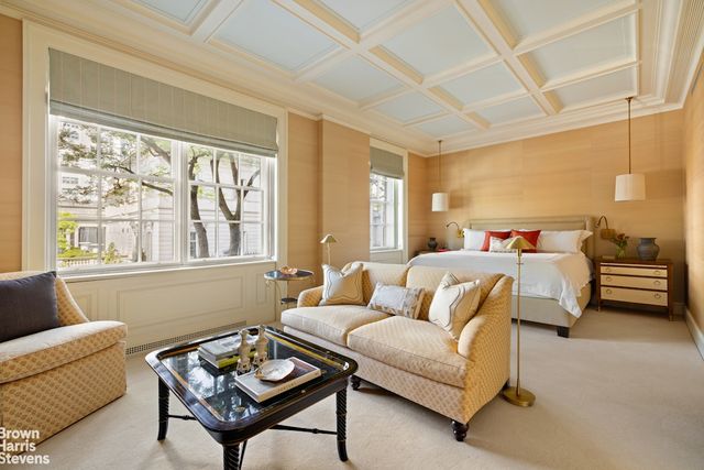 2 E 70TH Street MAISONETTE, New York City, NY 10021