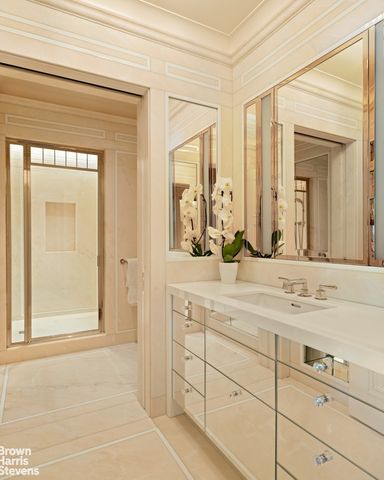 2 E 70TH Street MAISONETTE, New York City, NY 10021