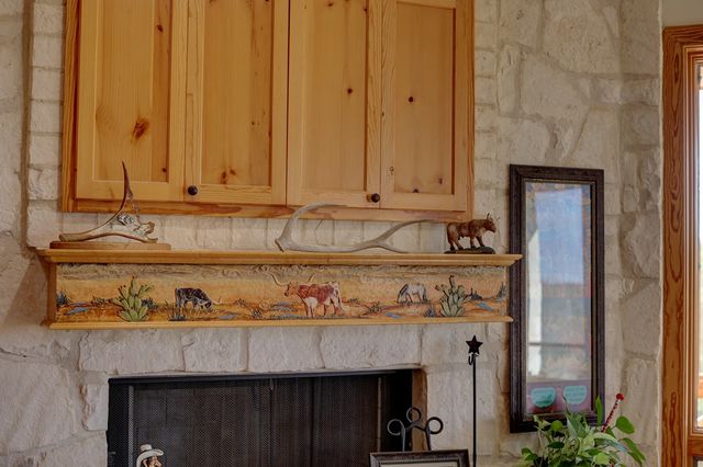 7680 NW White Oak Rd, Kerrville, TX 78028